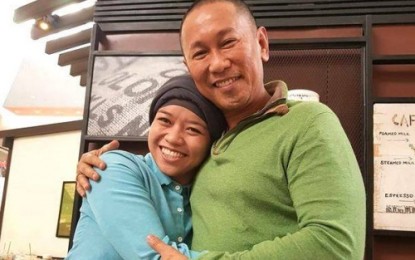 <p>Bar passer Attorney Faiza Gladys Karon-Tejero hugs Maguindanao Governor Esmael Toto Mangudadatu to thank him for the scholarship grant. <em><strong>(Photo courtesy of PIO)</strong></em></p>